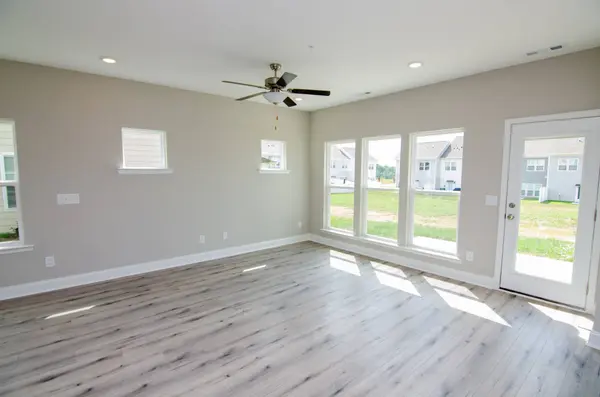 1027 June Wilde Rdg, Spring Hill, TN 37174