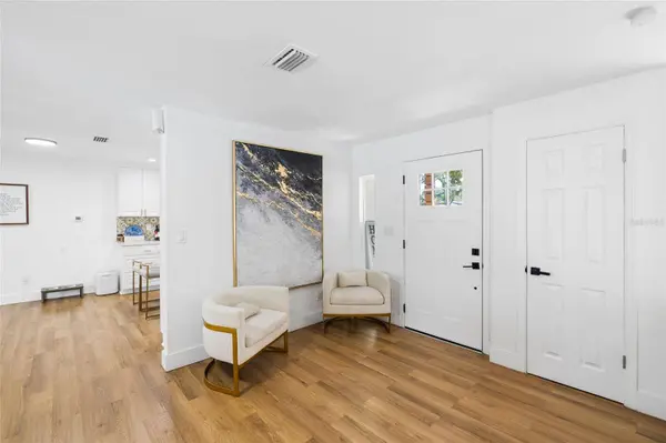 6128 E 111TH AVE, Temple Terrace, FL 33617