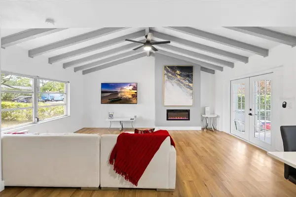 6128 E 111TH AVE, Temple Terrace, FL 33617