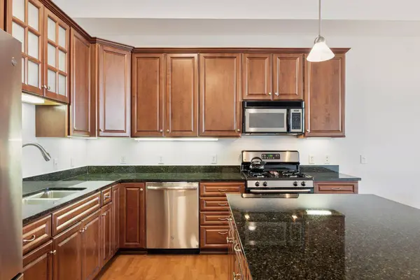 301 Clifton AVE #3D, Minneapolis, MN 55403