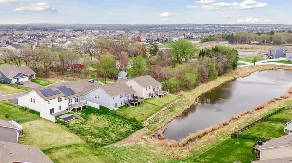 8261 Saddle TRL, Saint Paul, MN 55129