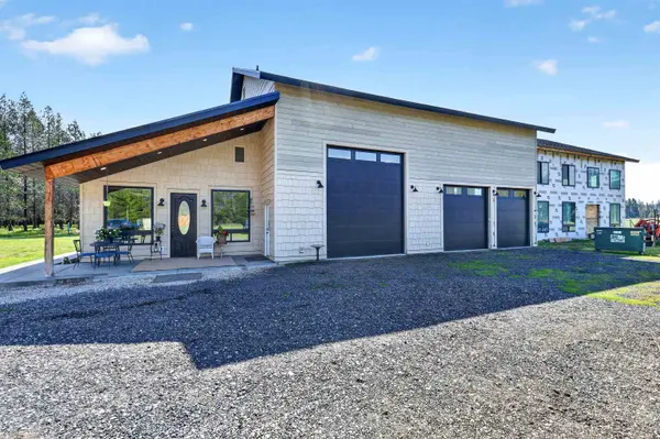 1100 E Denison Chattaroy Rd, Deer Park, WA 99006