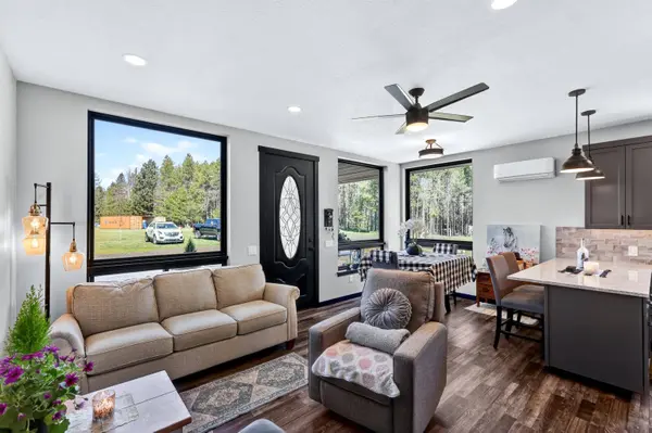 1100 E Denison Chattaroy Rd, Deer Park, WA 99006