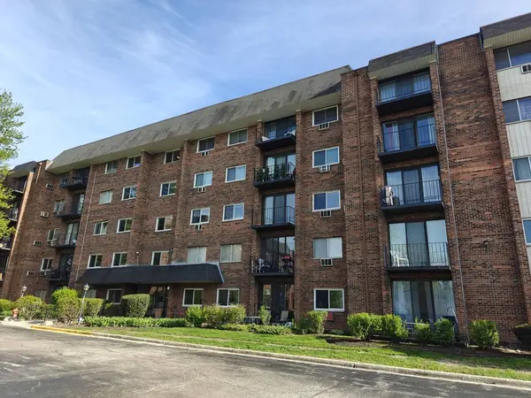 4721 Saint Joseph Creek RD #5F, Lisle, IL 60532