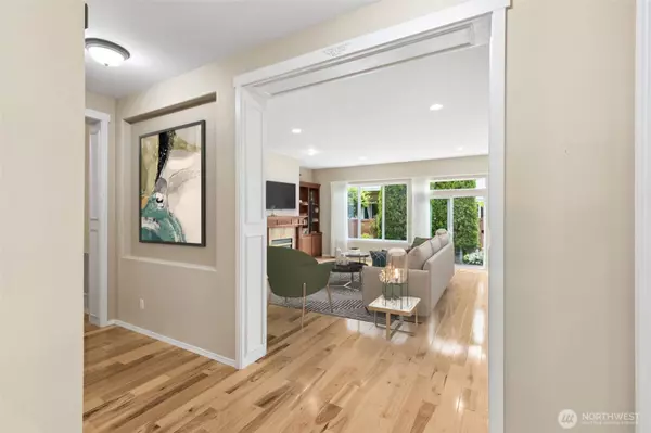 8336 Bainbridge LOOP NE, Lacey, WA 98516