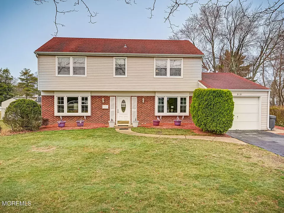 Aberdeen Twp, NJ 07747-1243,515 Line Rd