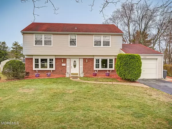 515 Line Rd, Aberdeen Twp, NJ 07747-1243