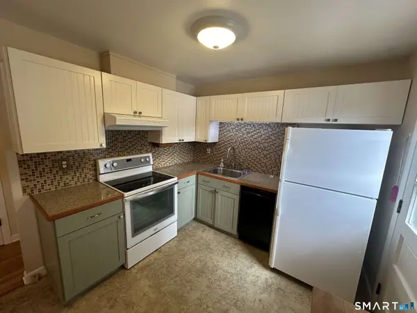 18 Manchester Avenue, Waterbury, CT 06705