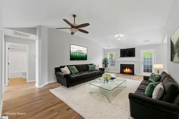 109 Woodglen Drive, Simpsonville, SC 29681