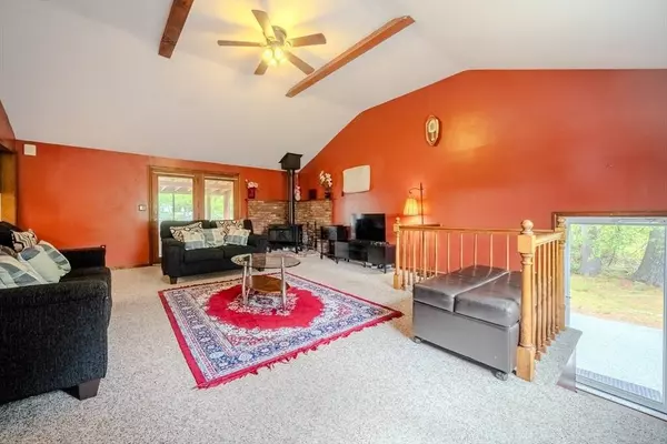 78 Cook St, Billerica, MA 01821