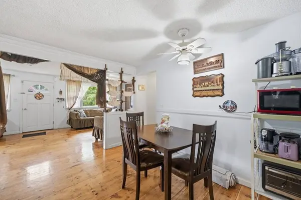 11 Mcfarlin Rd, Chelmsford, MA 01824
