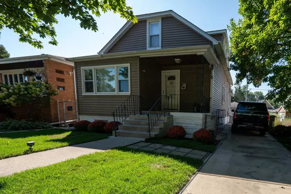 2711 W 98TH PL, Evergreen Park, IL 60805