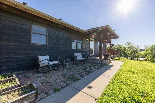 20449 N US 169 HWY, St Joseph, MO 64505