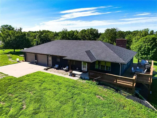 20449 N US 169 HWY, St Joseph, MO 64505
