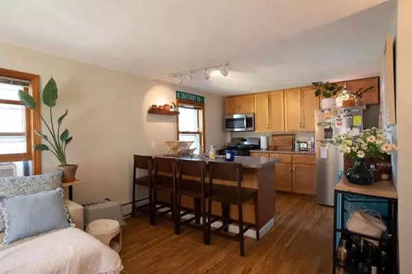 101 Macrae RD, Colchester, VT 05446