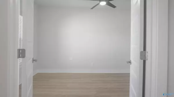 14801 Demarie Lane, Athens, AL 35611