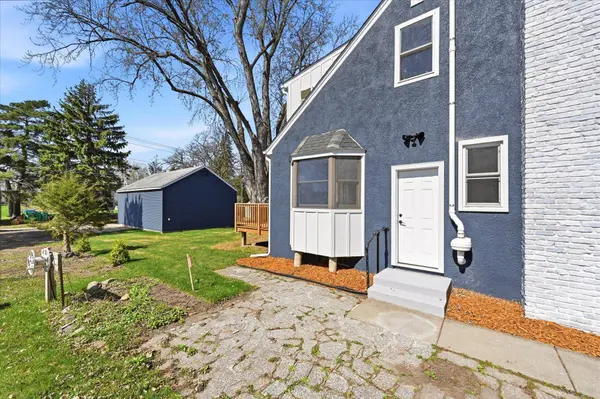 3370 Library LN, Minneapolis, MN 55426