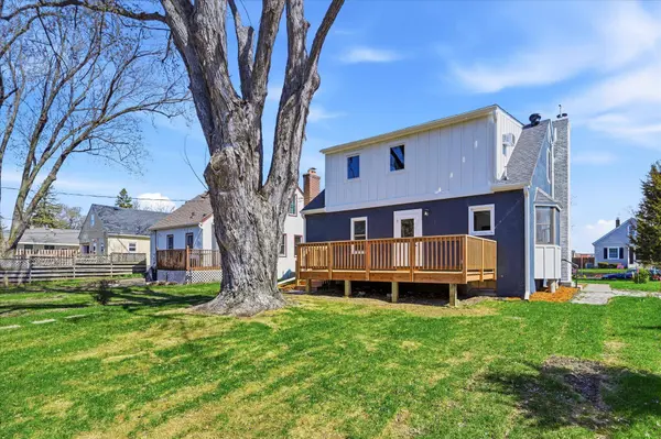 3370 Library LN, Minneapolis, MN 55426