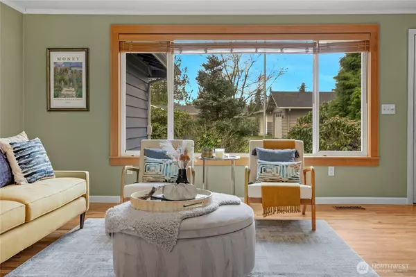 3810 183rd ST SW, Lynnwood, WA 98037