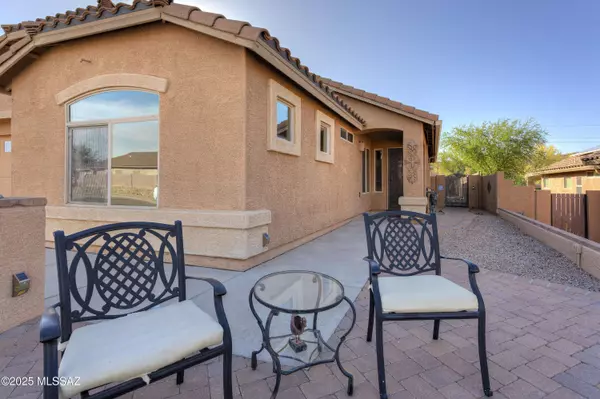 710 W Rio Teras, Green Valley, AZ 85614