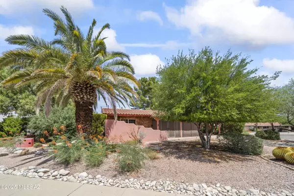 176 E Los Arcos, Green Valley, AZ 85614