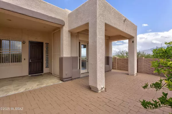 1970 W Calle Casas Lindas, Green Valley, AZ 85622