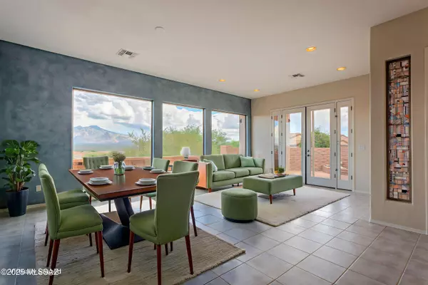 1970 W Calle Casas Lindas, Green Valley, AZ 85622