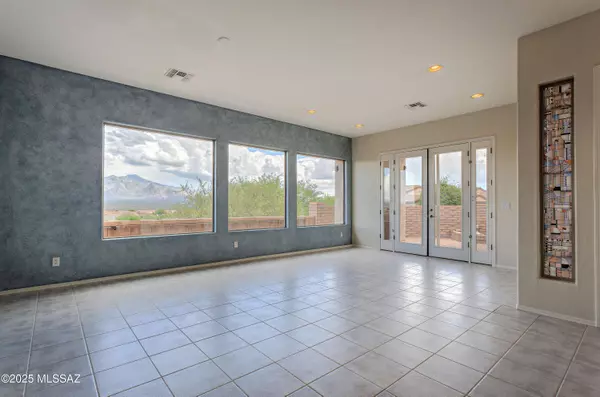 1970 W Calle Casas Lindas, Green Valley, AZ 85622