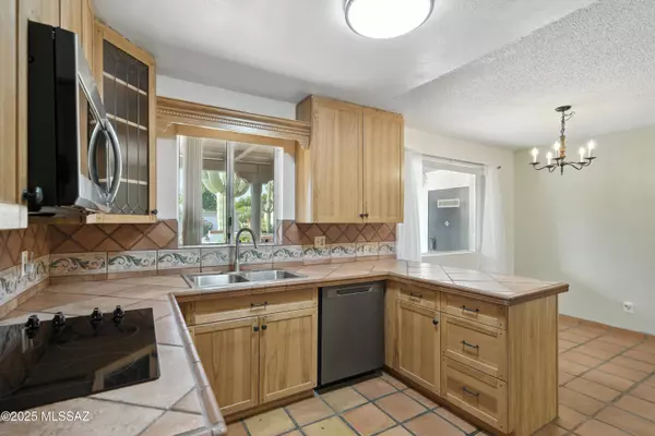 146 E Verde Vista, Green Valley, AZ 85614