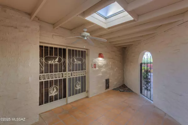 1143 W Circulo Del Sur, Green Valley, AZ 85614