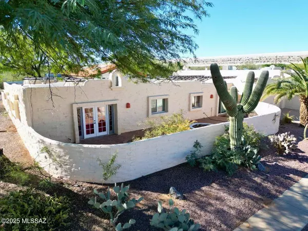 1143 W Circulo Del Sur, Green Valley, AZ 85614