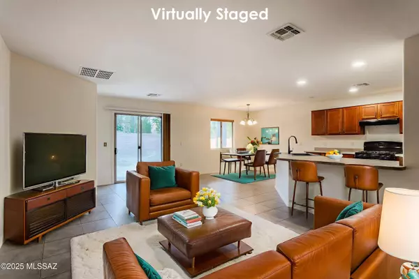 776 W Calle Ormino, Sahuarita, AZ 85629