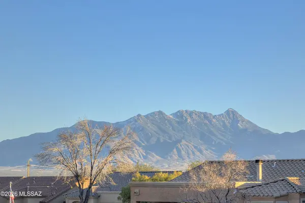 542 W Astruc DR, Green Valley, AZ 85614