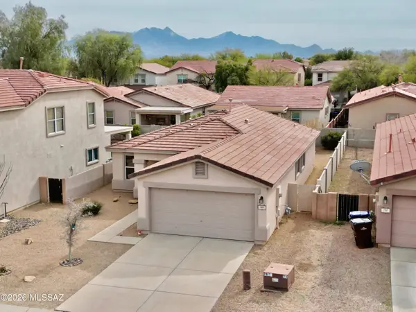 166 E Oracle Oak ST, Sahuarita, AZ 85629