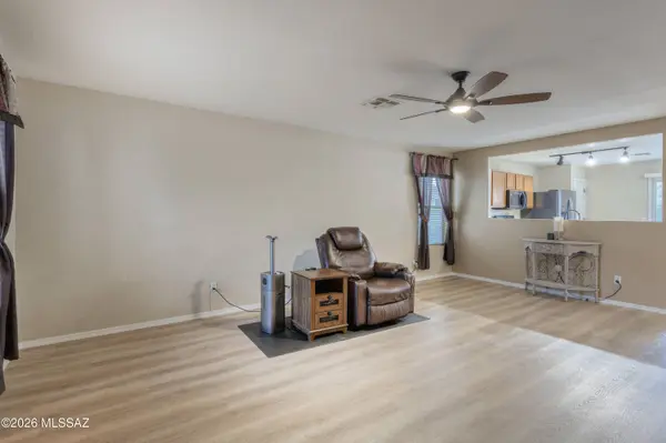 166 E Oracle Oak ST, Sahuarita, AZ 85629