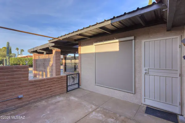 413 W Calle De Oro, Green Valley, AZ 85614