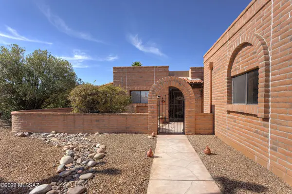 1811 W Placita De Las Fincas, Green Valley, AZ 85622