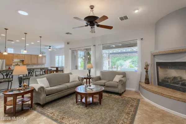 5854 S Turquoise Canyon Dr, Green Valley, AZ 85622