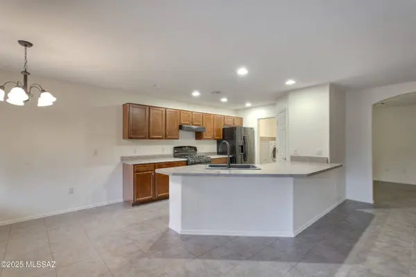 776 W Calle Ormino, Sahuarita, AZ 85629