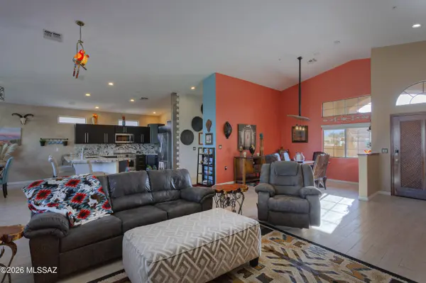 3398 S Abrego Dr, Green Valley, AZ 85614