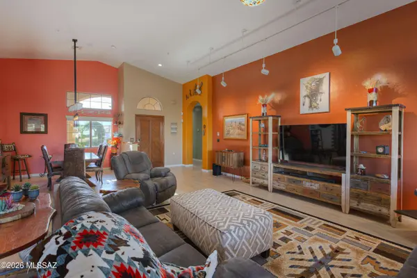 3398 S Abrego Dr, Green Valley, AZ 85614