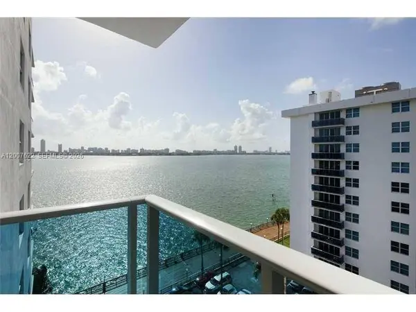 7501 E Treasure Dr #8C, North Bay Village, FL 33141