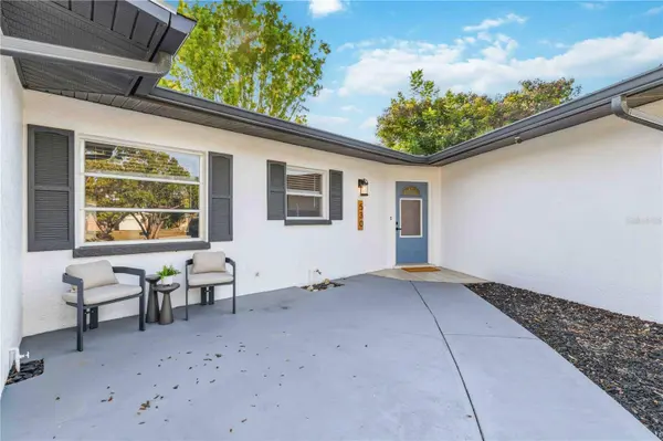 530 SAINT ANDREWS DR, Sarasota, FL 34243