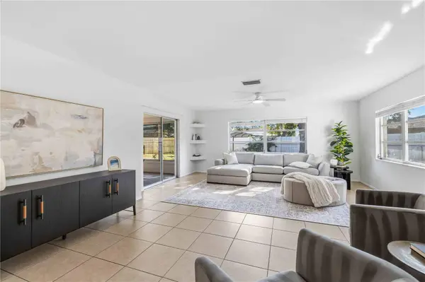 530 SAINT ANDREWS DR, Sarasota, FL 34243