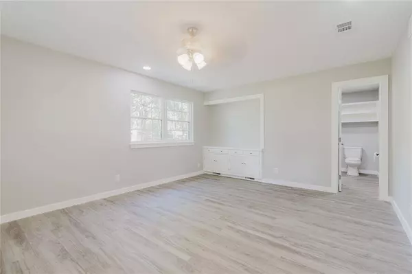 1425 Columbia Avenue, Corsicana, TX 75110