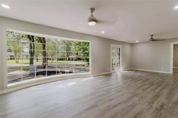 1425 Columbia Avenue, Corsicana, TX 75110