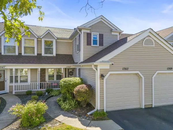 1767 VERMONT DR #1767, Elk Grove Village, IL 60007