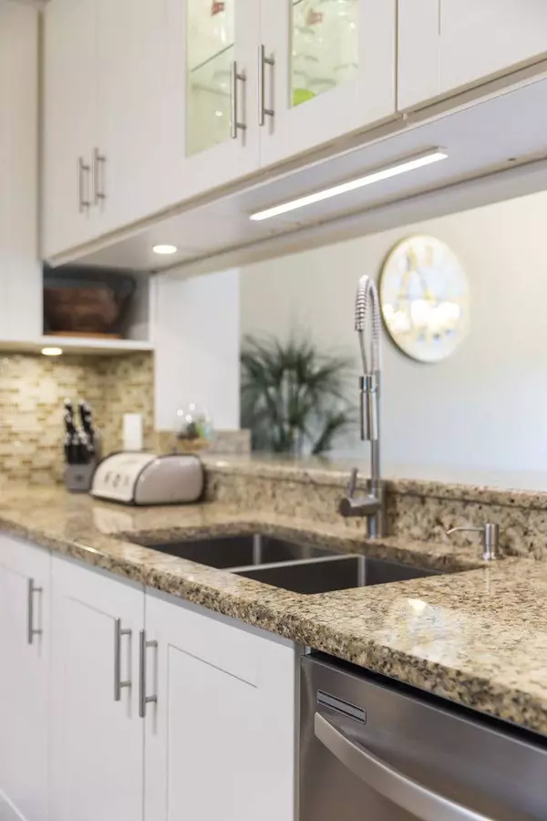 1767 VERMONT DR #1767, Elk Grove Village, IL 60007