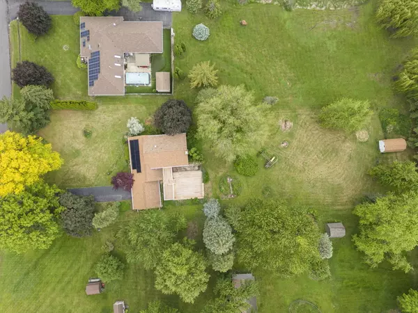 742 Crest AVE, Schaumburg, IL 60193