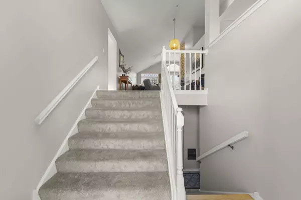 401 Cromwell CIR #2, Bartlett, IL 60103